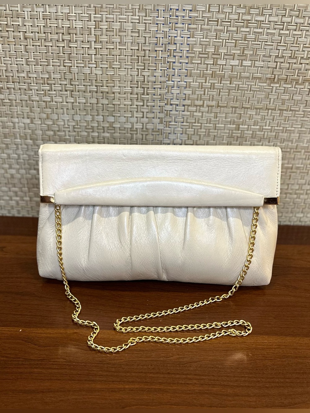 VTG 1970s Ivory Ruched Convertible Envelope Evening Clutch Gold Tone Chain